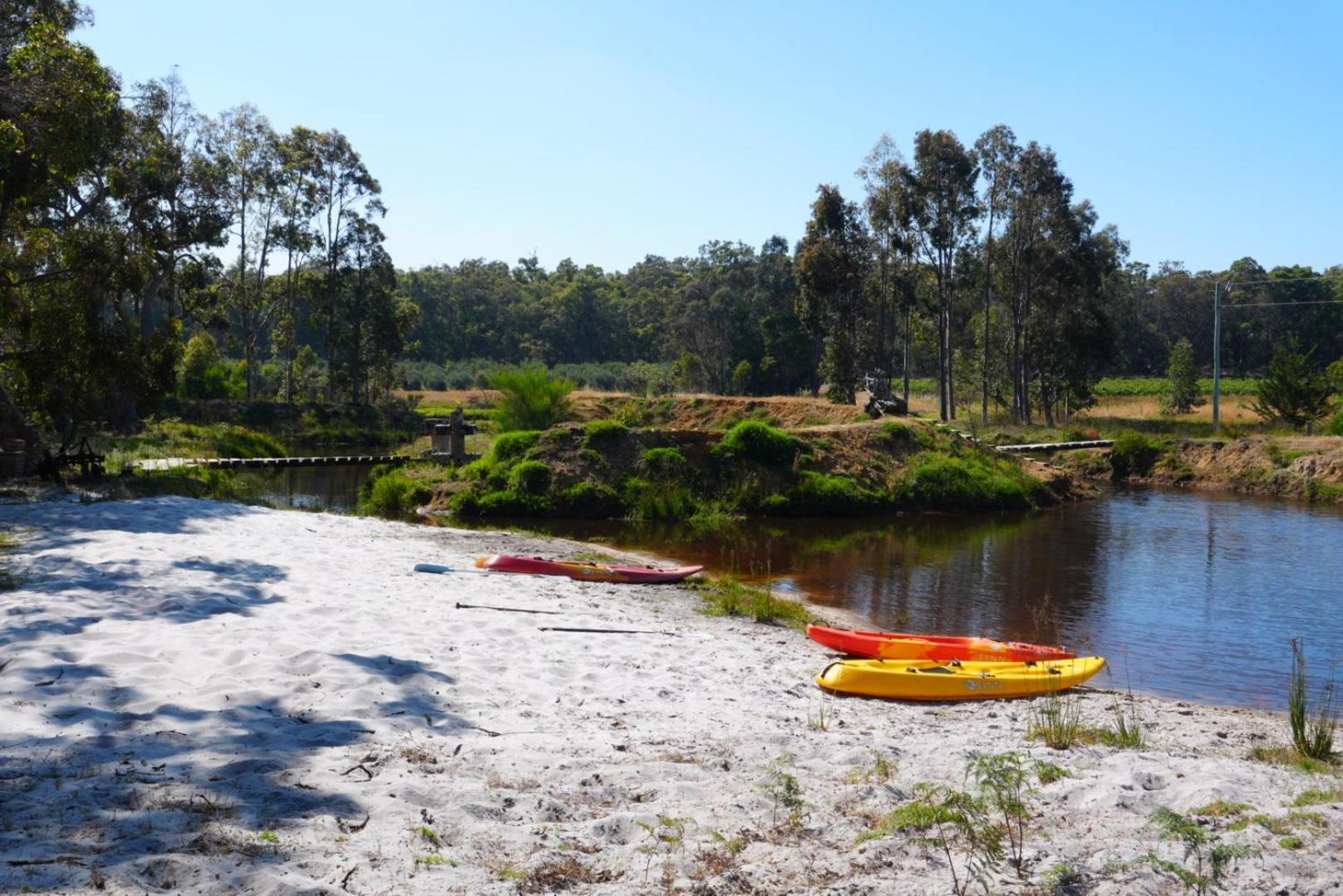 Silversprings Spa Retreat Pet Friendly Cottages And Glampings Metricup Exterior foto